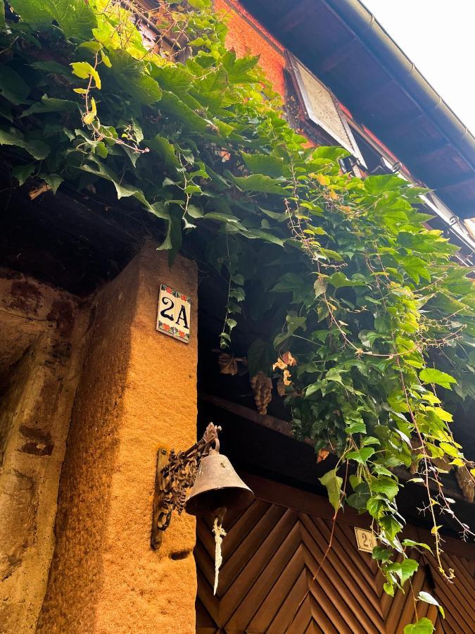 La Maison Rouge Au Coeur De La Ville. Riquewihr Eksteriør billede